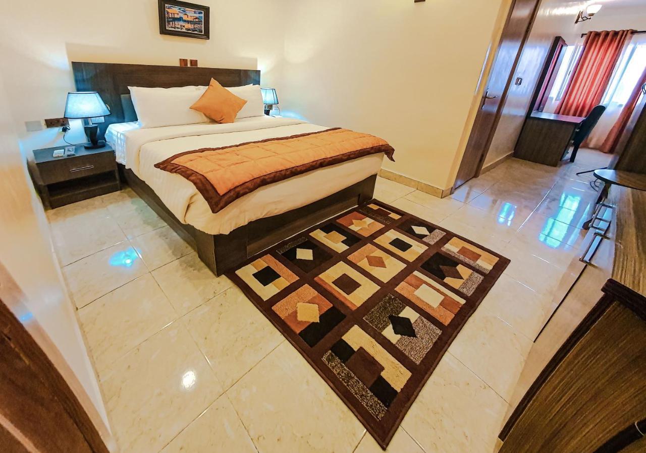 Beni Gold Hotel, Ikoyi Lagos Exterior photo
